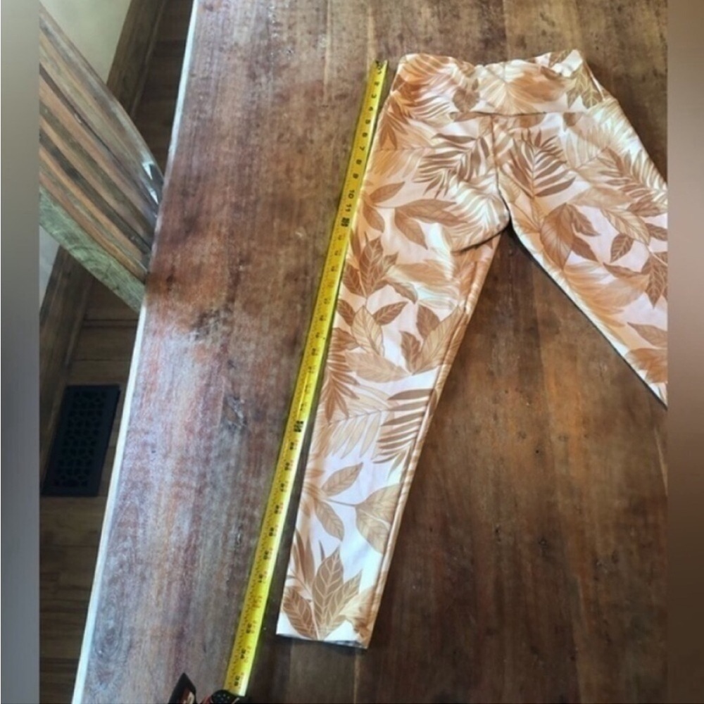 Onzie Leggings High Rise Desert Palm - Picture 6 of 9